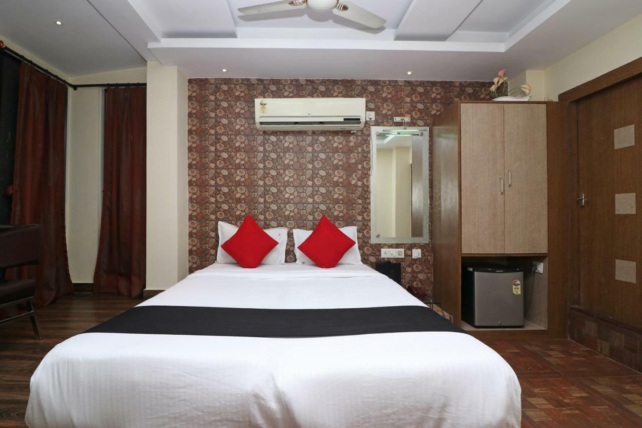Hotel Heaven Kalküta Dış mekan fotoğraf