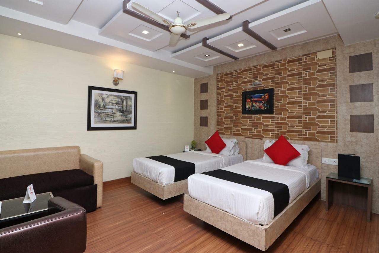 Hotel Heaven Kalküta Dış mekan fotoğraf
