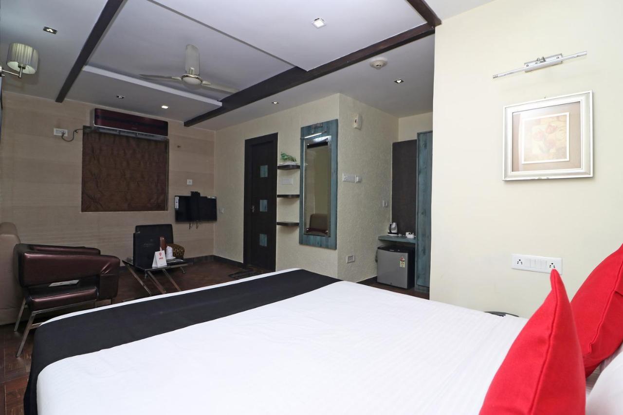 Hotel Heaven Kalküta Dış mekan fotoğraf