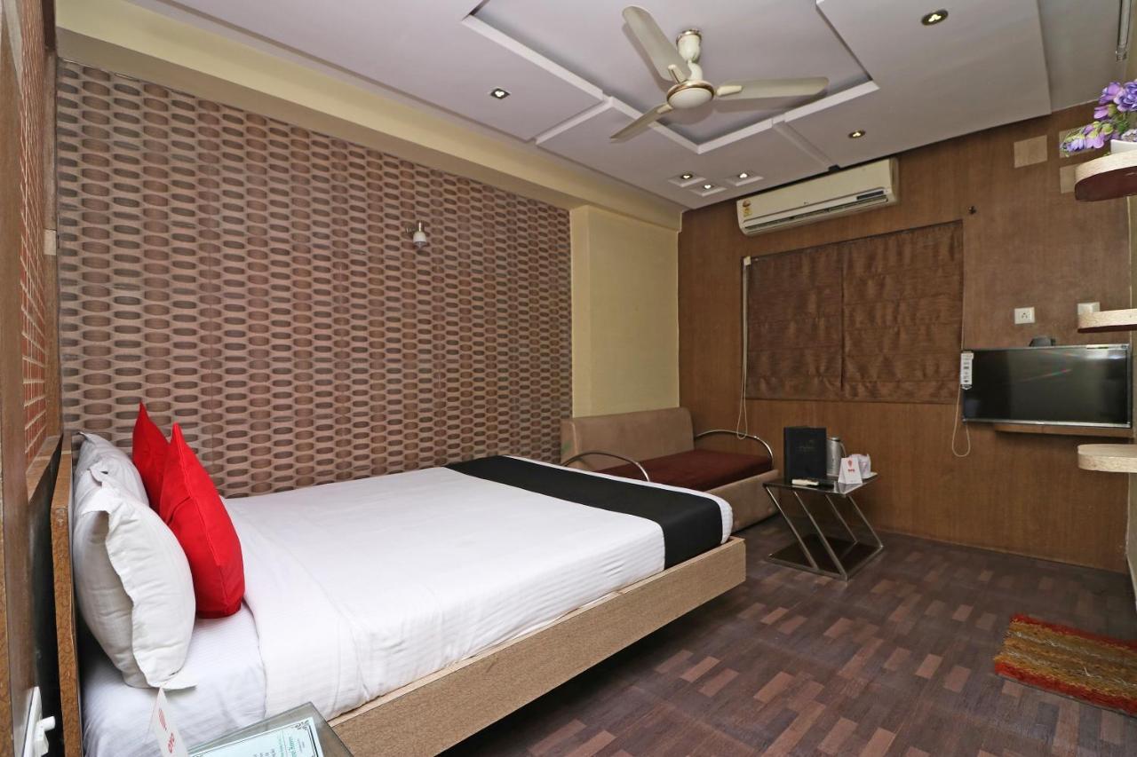 Hotel Heaven Kalküta Dış mekan fotoğraf