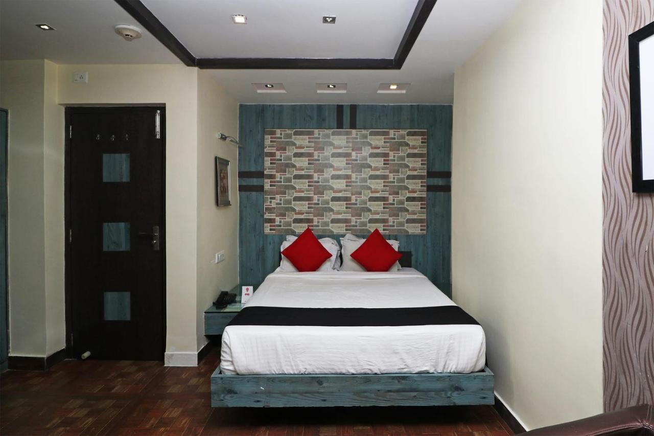 Hotel Heaven Kalküta Dış mekan fotoğraf