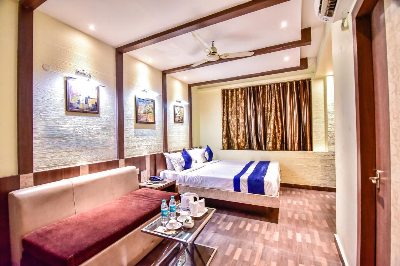 Hotel Heaven Kalküta Dış mekan fotoğraf