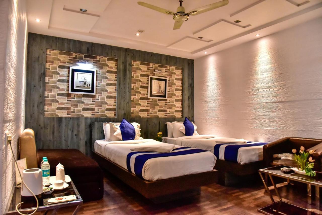 Hotel Heaven Kalküta Dış mekan fotoğraf