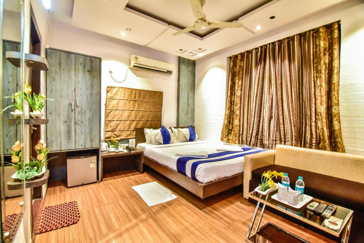 Hotel Heaven Kalküta Dış mekan fotoğraf