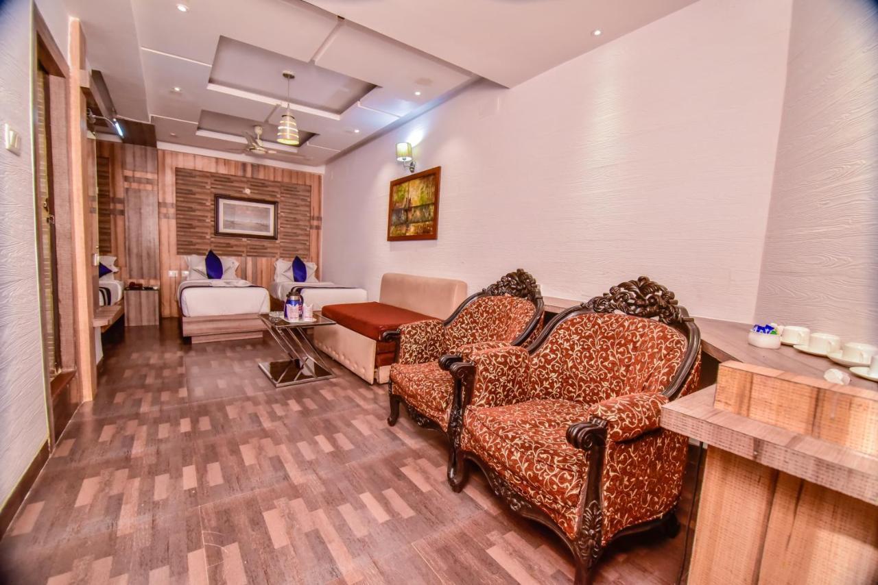 Hotel Heaven Kalküta Dış mekan fotoğraf